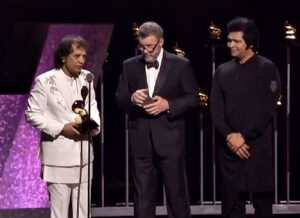 तबलावादक झाकीर हुसेन यांचे वयाच्या ७३व्या वर्षी निधन